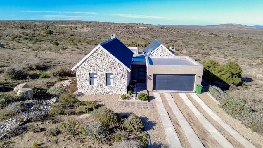 3 Bedroom Property for Sale in Shark Bay Estate Western Cape